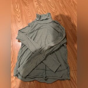 NWOT Free People Turtleneck